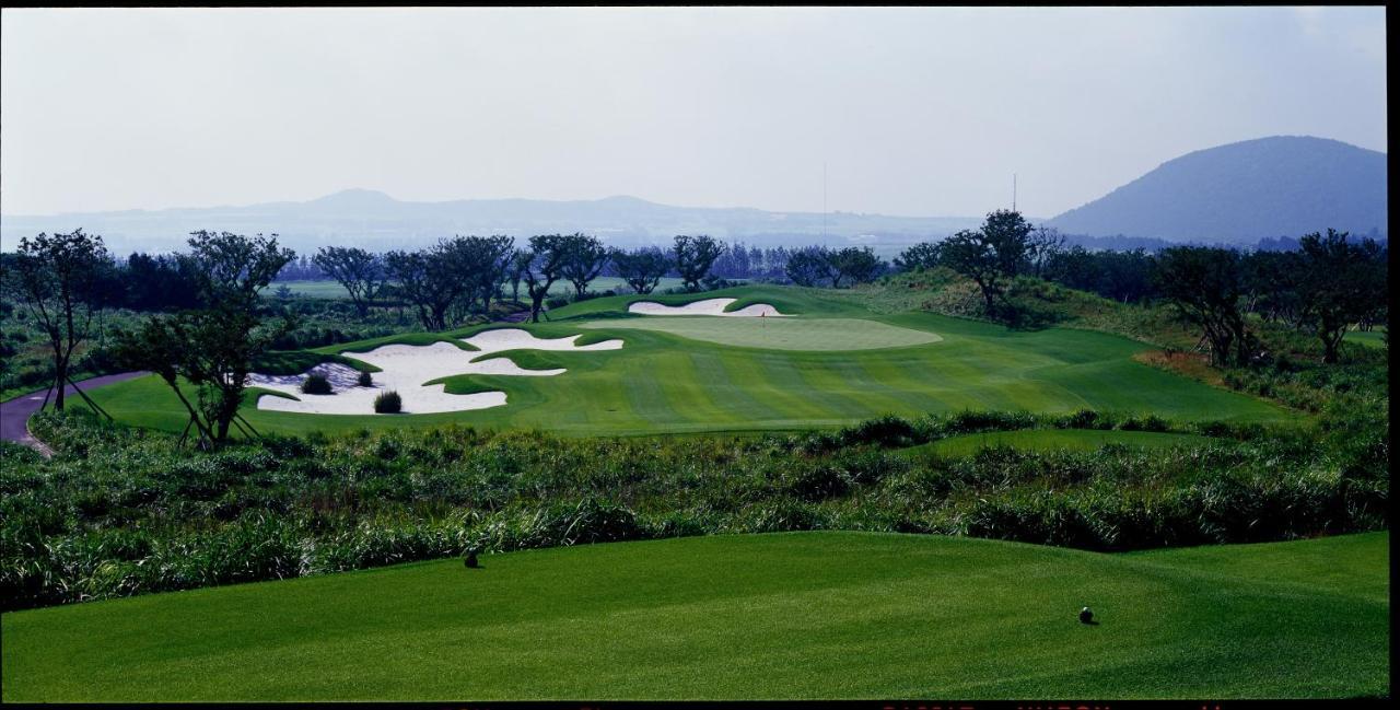 Ardenhill Resort & Golf Jeju Buitenkant foto